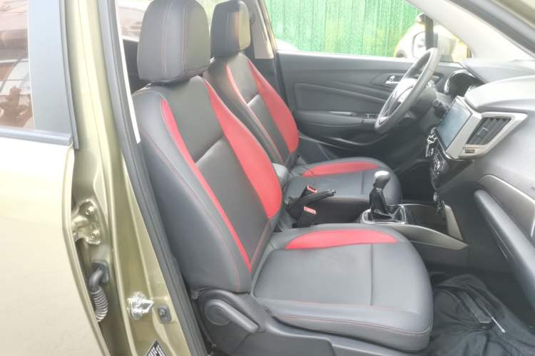 Used CHANGAN CS15 2016 1.5L Manual Fashion Edition
