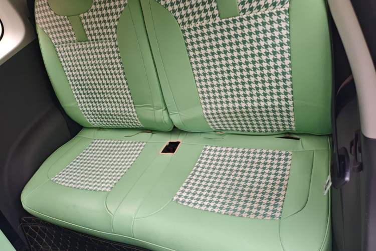 Used CHANGAN NEVO Lumin 2022 210km Sweet Edition Left Rear Seat