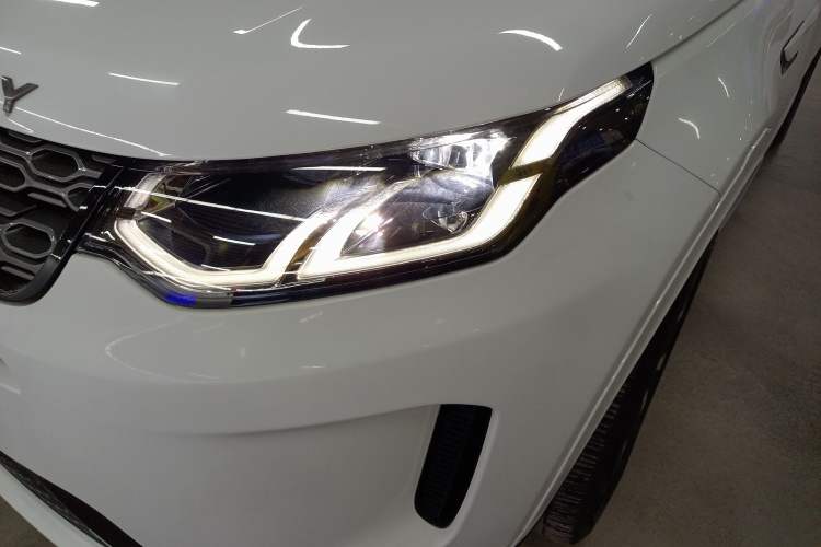 Used Land Rover Discovery Sport 2020 249 PS R-Dynamic Performance Edition
