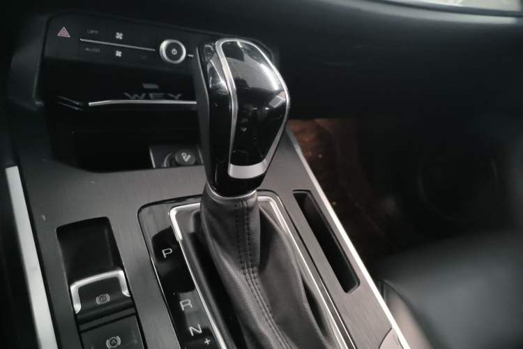 Used Wey VV5 2017 2.0T Ultra-Luxury Version