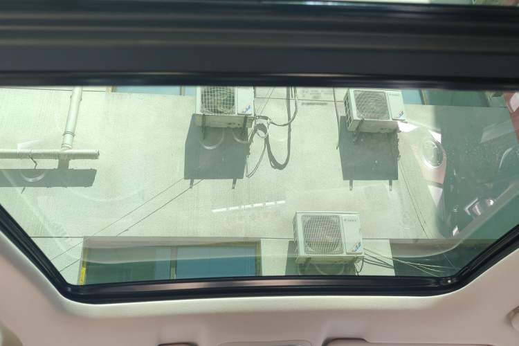 Used Wey VV6 2018 2.0T Two-Wheel-Drive Ultra-Luxury Version China V Standard