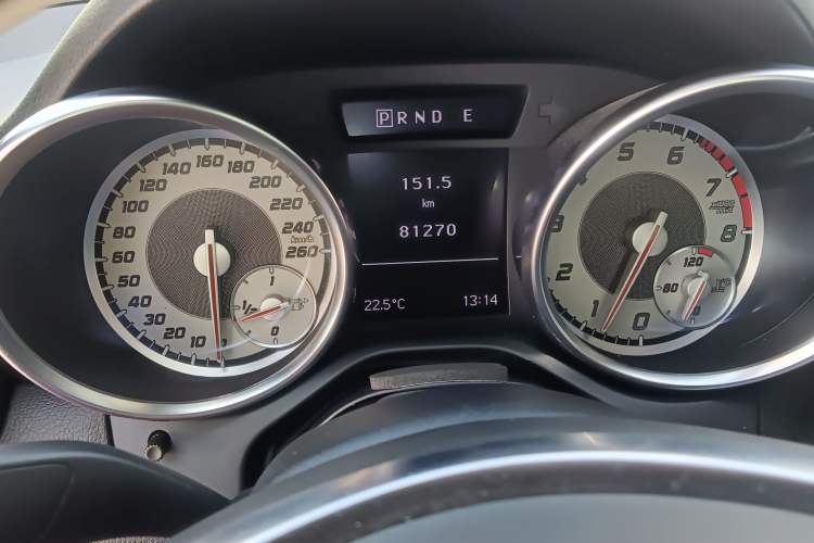 Used Mercedes-Benz SLK-Class 2011 SLK 200 Fashion Model