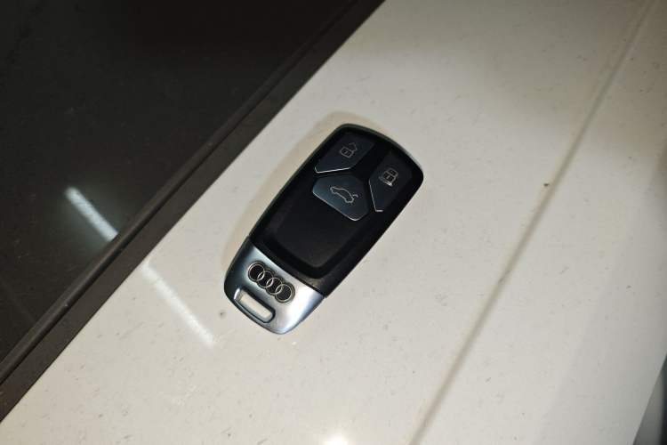 Used Audi A4L 2017 40 TFSI Style Edition
