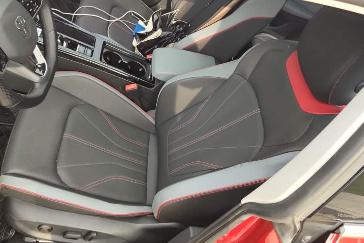 Used Volkswagen Lamando 2023 Lavida L 280TSI DSG Cool & Spicy Edition Left Front Seat