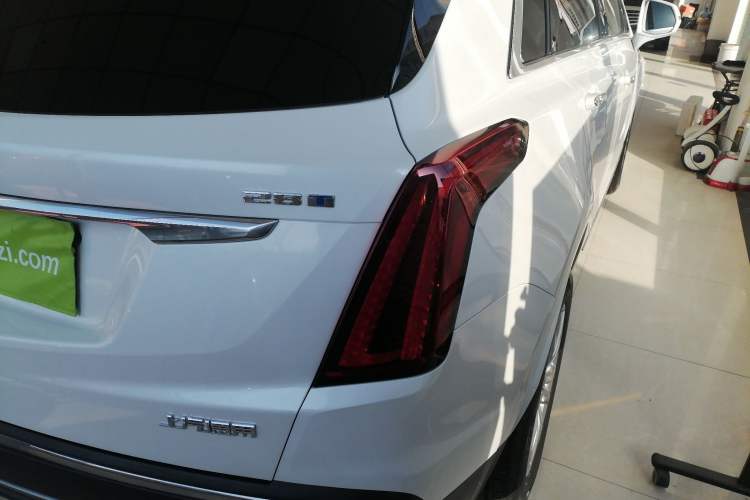 Used Cadillac XT5 2022 2.0T Two-Wheel Drive Luxury Version
