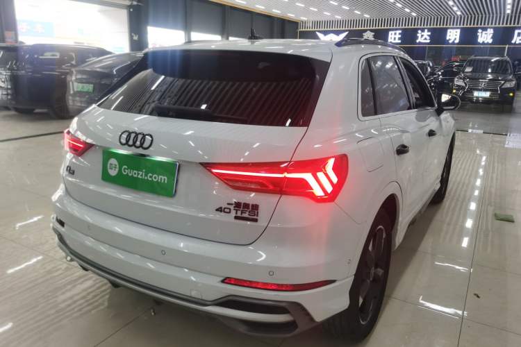 Used Audi Q3 2021 35 TFSI Fashion Dynamic Model
