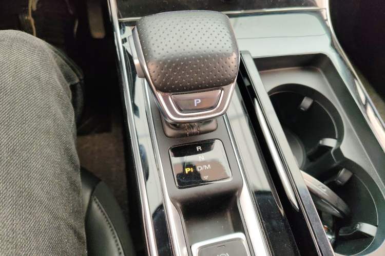 Used Roewe RX5 MAX 2021 Supreme Series 300TGI Automatic Smart Cabin Edition