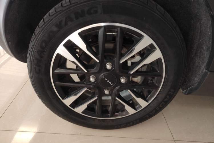 Used Chery QQ Little Ant 2022 Sweet Pink Edition Half-Sugar Version 3-Cell Lithium 30kW 301km Right Rear Wheel Hub