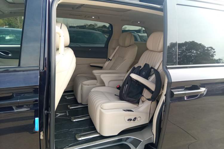 Used VOYAH Dream 2024 PHEV Ultra-Long Range Flagship Edition
