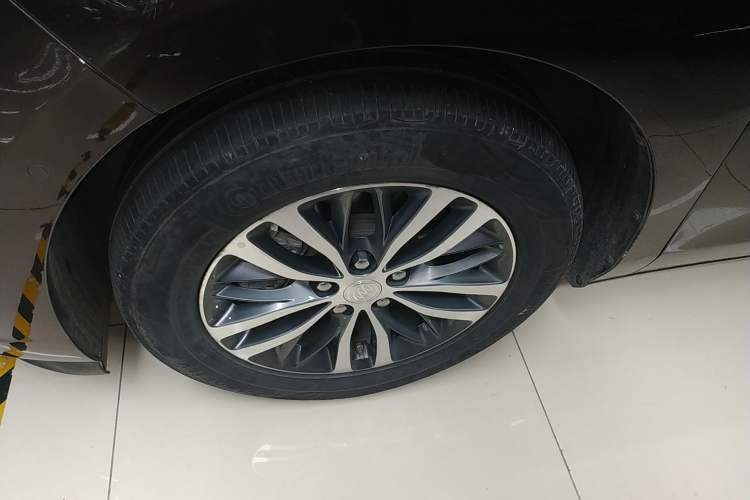 Used Buick GL8 2021 ES Land Cruiser 653T Luxury Edition
