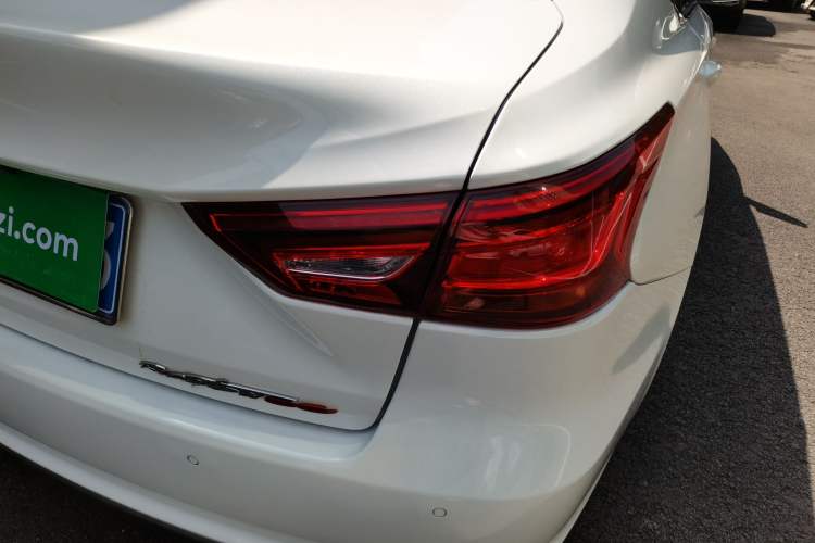 Used CHANGAN Raeton CC 2018 1.5T Automatic Zunya Model China V Standard Right Rear Taillight
