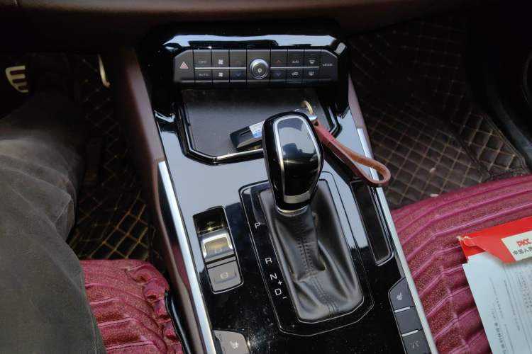 Used Wey VV7 2017 2.0T Flagship Model
