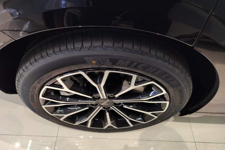 Used Zeekr 007GT 2025 Rear-Drive Intelligent Driving Version 75 kWh