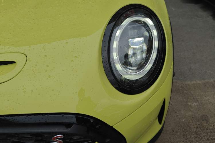 Used MINI MINI 2023 Second Facelift 2.0T COOPER S CABRIO Artist