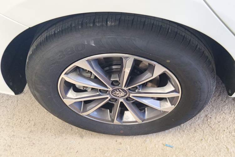 Used BYD Qin PLUS 2024 HONOR Edition DM-i 55KM Leading Model