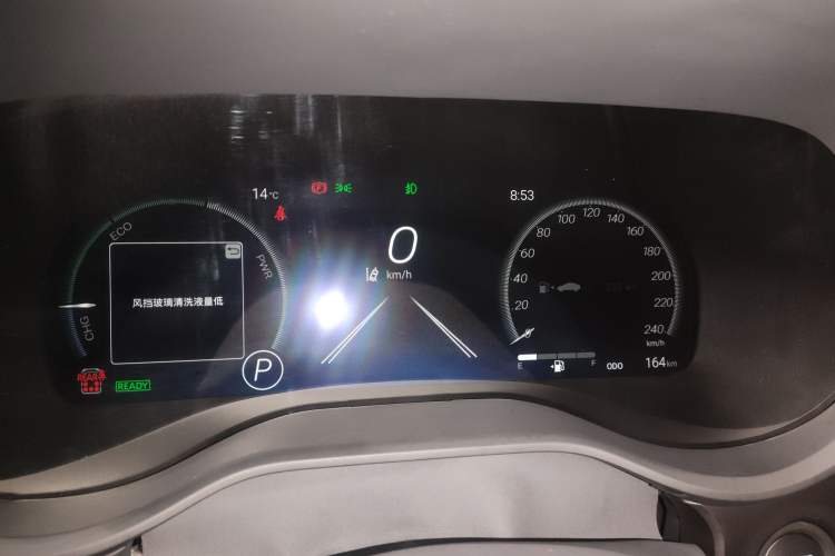 Used Toyota Granvia 2026 Model 2.5L Hybrid Prestige PLUS Four-Wheel Drive Edition
