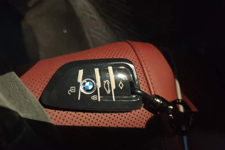 Used BMW 5 Series 2023 530Li Leading Model M Sport Package Vehicle Key