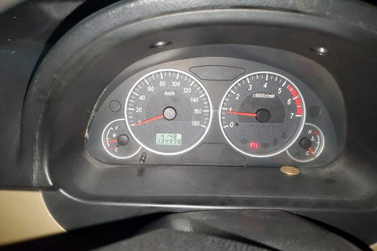 Used Dongfeng Xiaokang C37 2015 1.5L Standard II DK15-06 Instrument Cluster