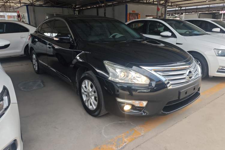 Used Nissan Teana 2013 2.0L XL Comfort Edition Front Right 45 Deg