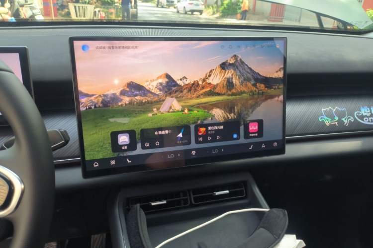 Used Chery Fengyun T9 2025 120 Long-Range Luxury Version 5 Seats Lithium Iron Phosphate