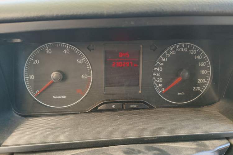 Used Volkswagen Jetta 2010 1.6L Vanguard Odometer Close Up