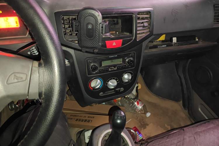 Used BAIC Weiwang 306 2011 1.3L base model 7 seats