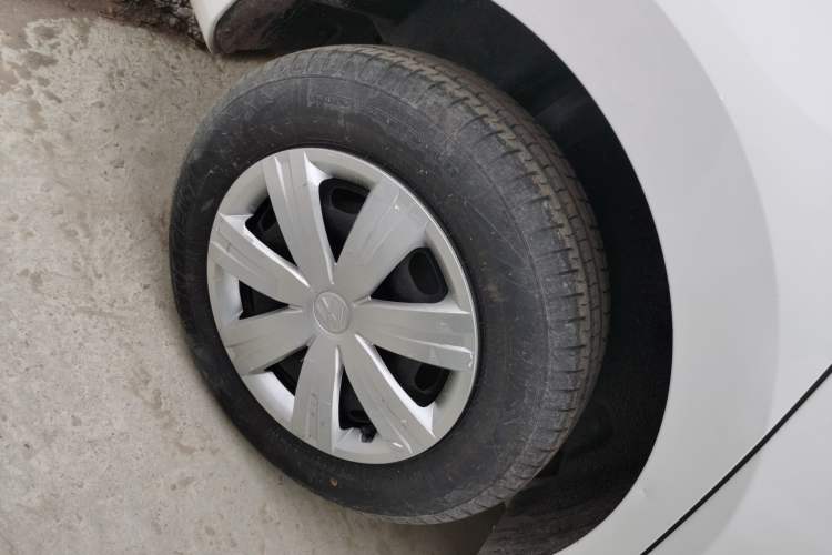 Used Volkswagen Jetta 2015 1.6L Automatic Fashion Model
