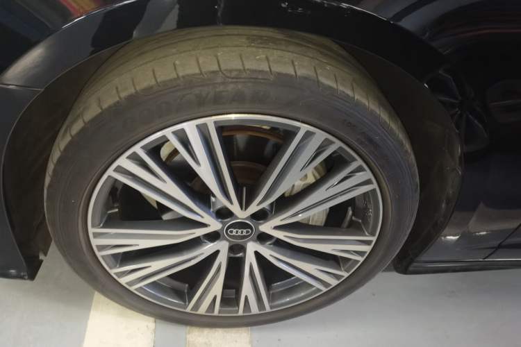 Used Audi A6L 2023 40 TFSI Luxury Dynamic Model
