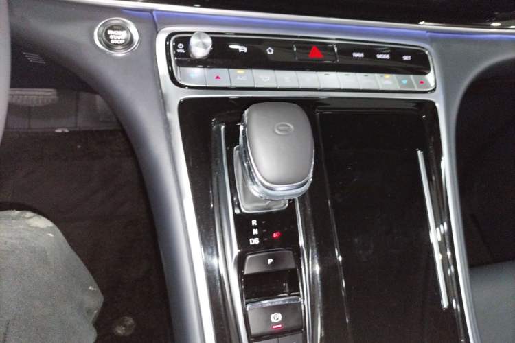 Used GAC Trumpchi M8 2021 Lingxiu Series 390T Deluxe Edition