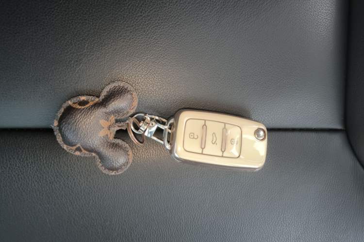 Used Volkswagen Sagitar 2018 180TSI DSG Prestige Edition Vehicle Key