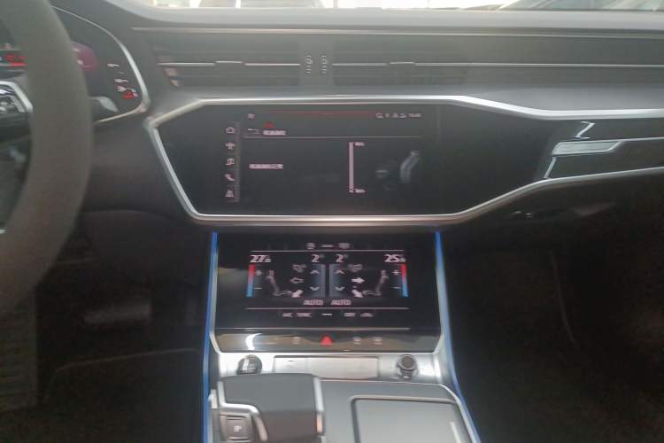 Used Audi A7L 2024 45TFSI S-line Dream-Building Edition Flow Crystal Package