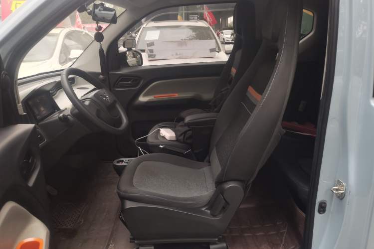 Used Wuling Hongguang MINIEV 2020 Enjoyment Model Lithium Iron Phosphate Left Front Seat