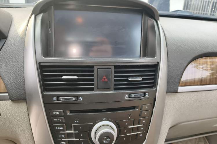 Used Buick Excelle 2015 1.5L Manual Classic Trim
