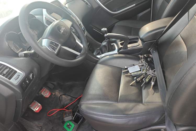 Used JMC Yuhu 7 2016 2.4T Four-Wheel Drive Ultra-Luxury Edition JX4D24
