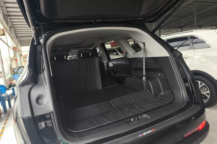 Used JETOUR Shanhai L9 2024 1.5TD 2DHT Pro 7-Seater