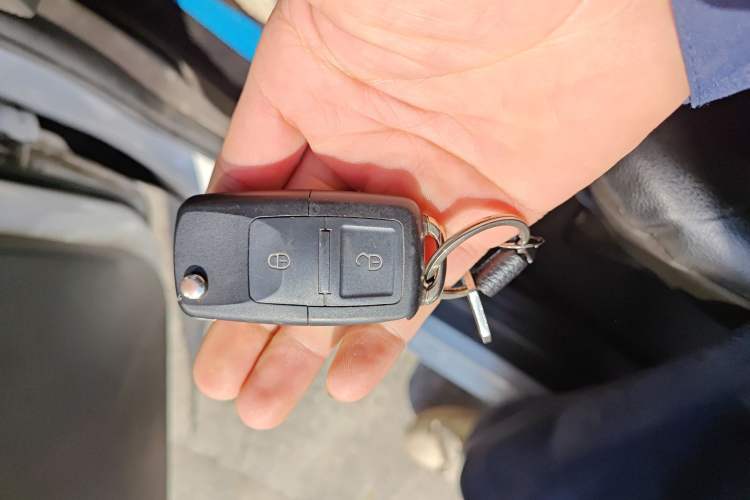 Used Wuling Rongguang V 2018 1.5L Standard Version
