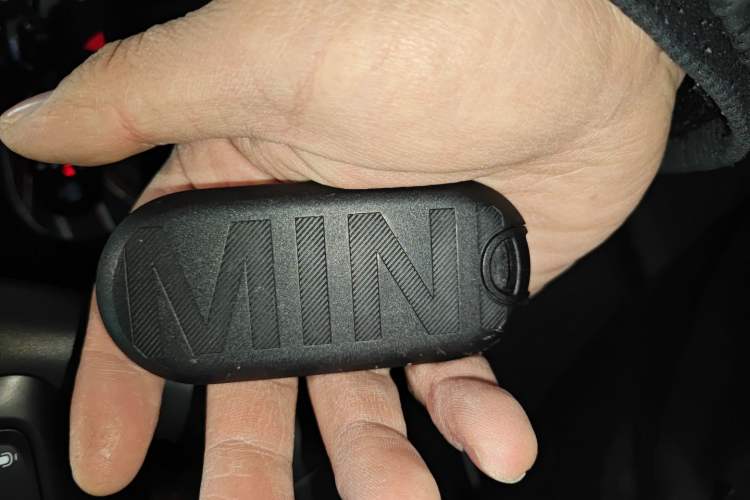 Used MINI Electric MINI COOPER 2024 456km COOPER E Classic Edition