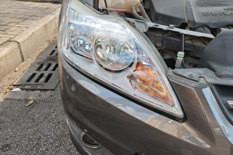 Used Ford Focus 2013 Sedan Classic 1.8L Manual Fashion Edition