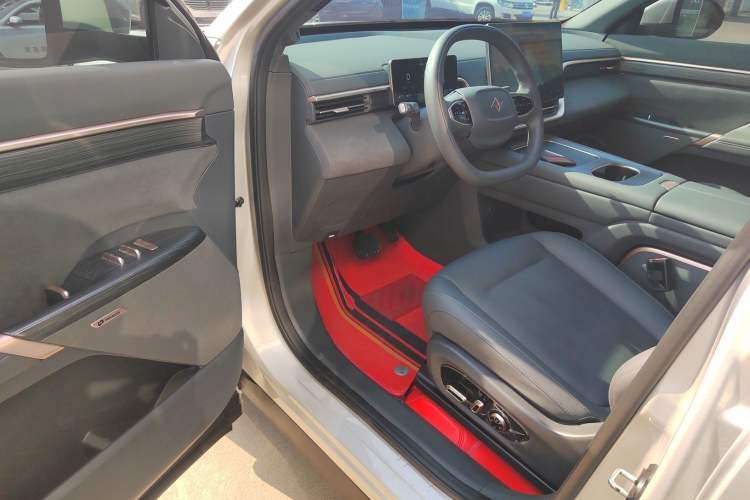 Used Dongfeng eπ eπ008 2024 210Max Range-Extended Version 6 Seats