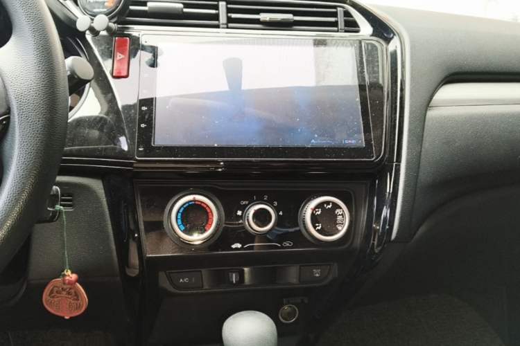 Used Honda Gienia 2017 1.5L CVT Comfort Version
