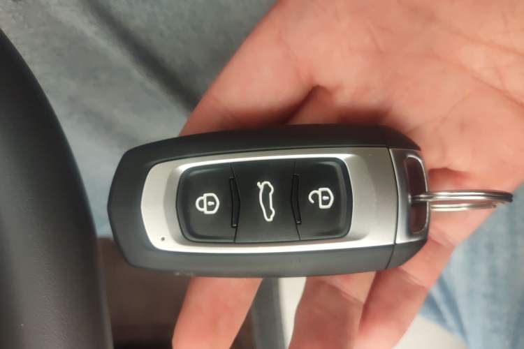 Used Geely Galaxy Panda 2025 210 km – Yuanqi Bear Vehicle Key