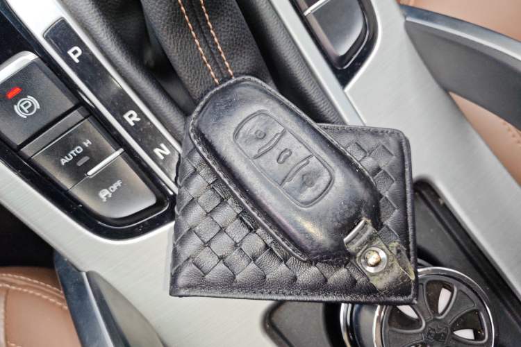 Used Geely Auto Emgrand X7 Sport 2016 1.8TD Automatic ZhiZun Version