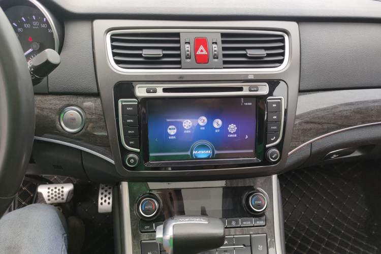 Used Haval H8 2015 2.0T Four-Wheel Drive Elite Model