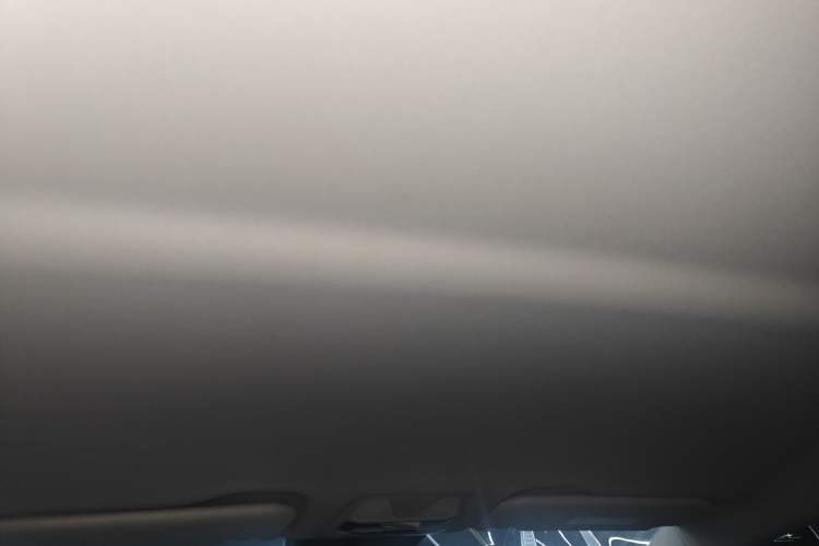 Used Hongqi E-QM5 2022 431 km Charge & Enjoy Edition Headliner