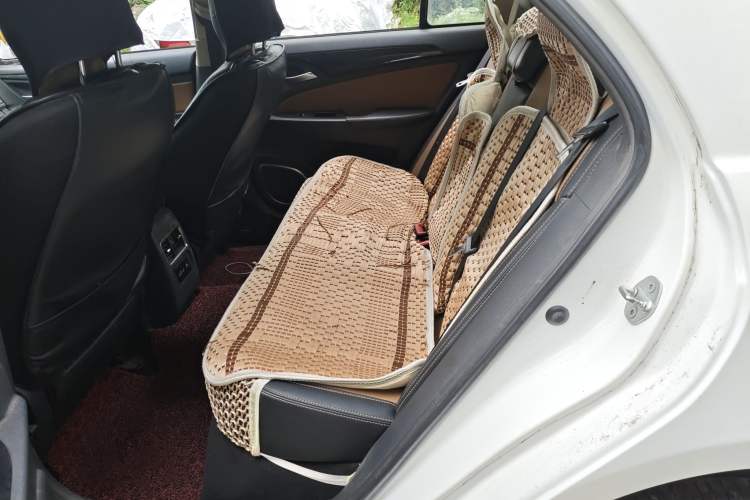 Used BYD Qin New Energy 2017 1.5T Luxury Model
