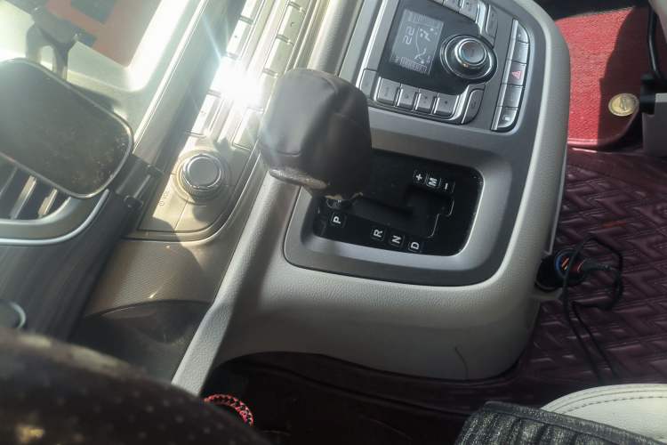 Used SAIC MAXUS G10  Gear Lever