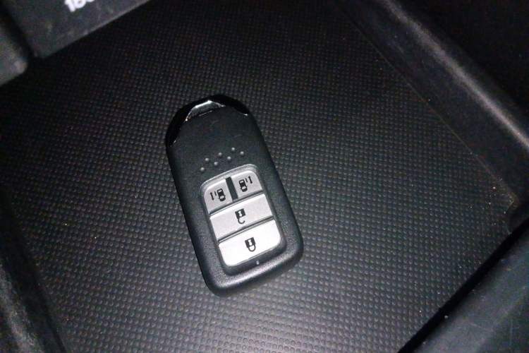 Used Honda Odyssey 2017 2.4L Luxury Edition Vehicle Key