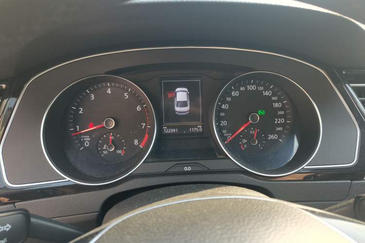 Used Volkswagen Magotan 2017 330TSI DSG Luxury Model