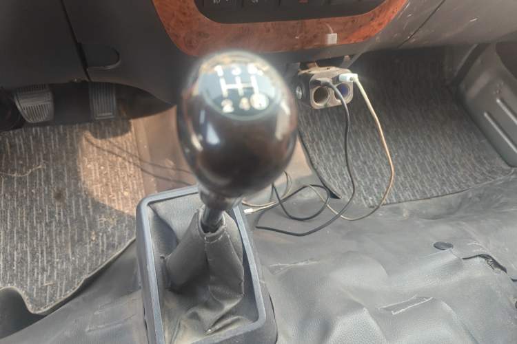 Used Golden Dragon Hiace 2019 2.0L Gasoline Long-Wheelbase High-Roof XC4G20 Gear Lever