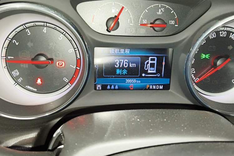 Used Buick Regal 2019 20T Elite Version China VI Standard Odometer Close Up